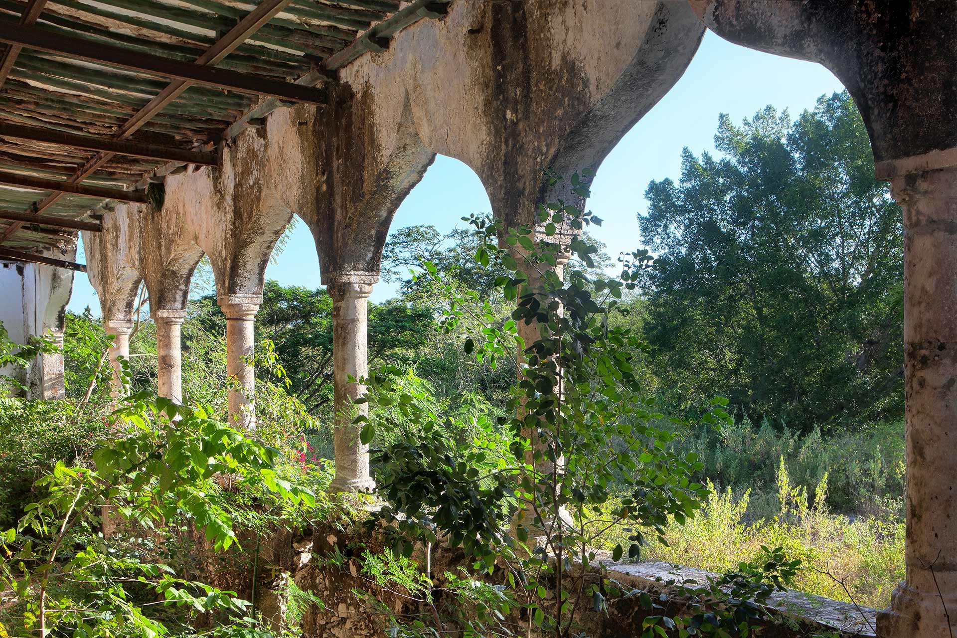 juliencresp_wastelands_haciendas