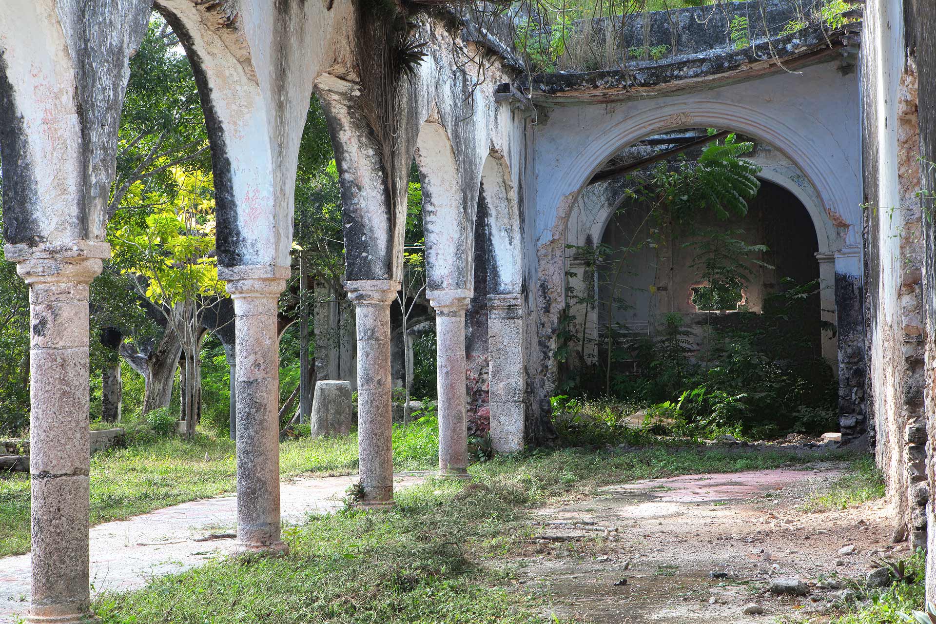 juliencresp_wastelands_haciendas