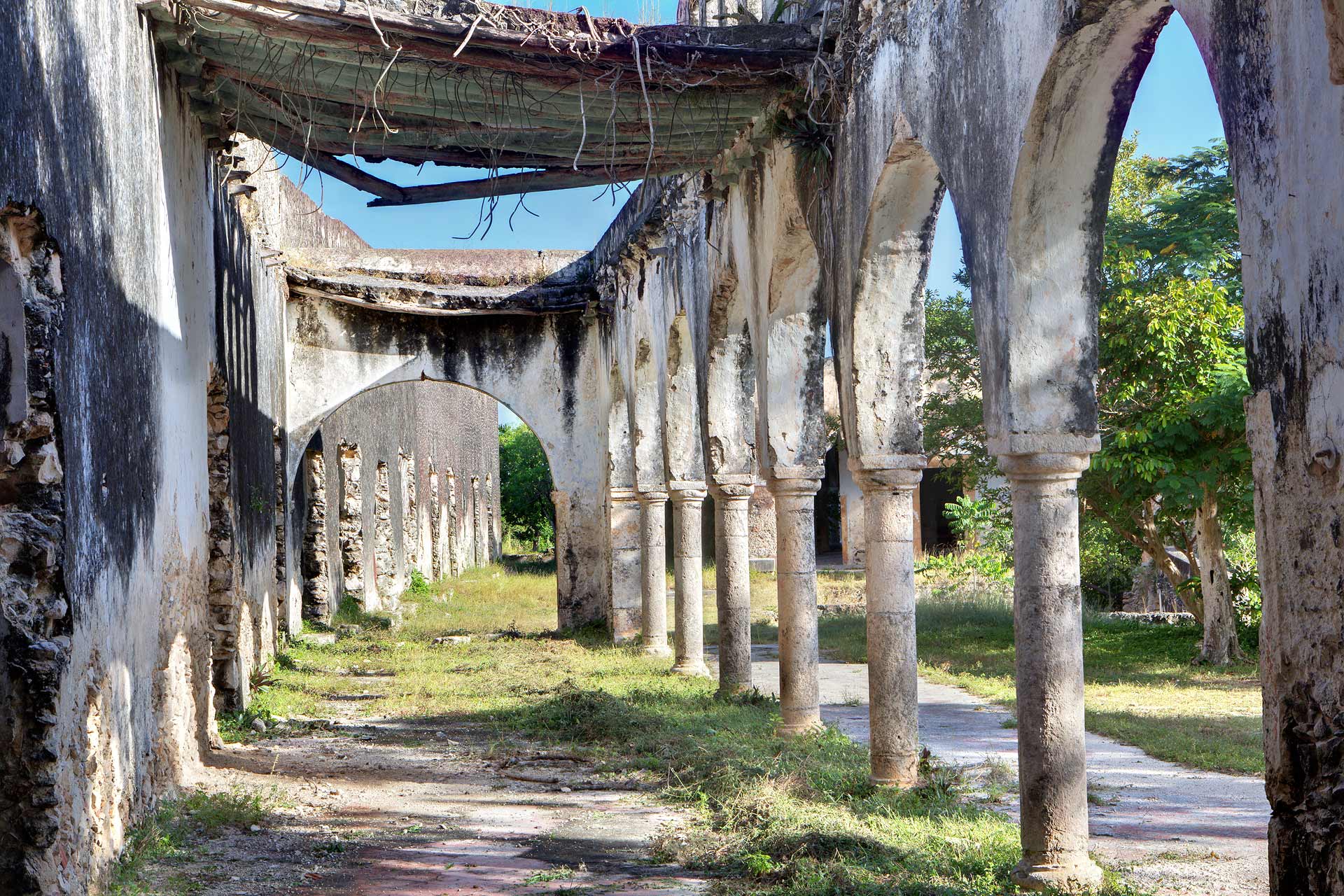 juliencresp_wastelands_haciendas