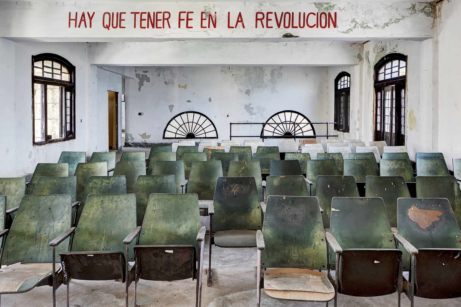 julien_cresp_wastelands_caribbeanblues