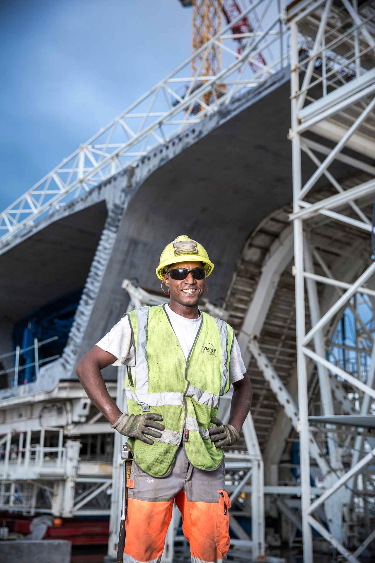 Bouygues_GTOI_Julien_Cresp_La_Reunion_la_nouvelle_route_du_littoral, voussoirs