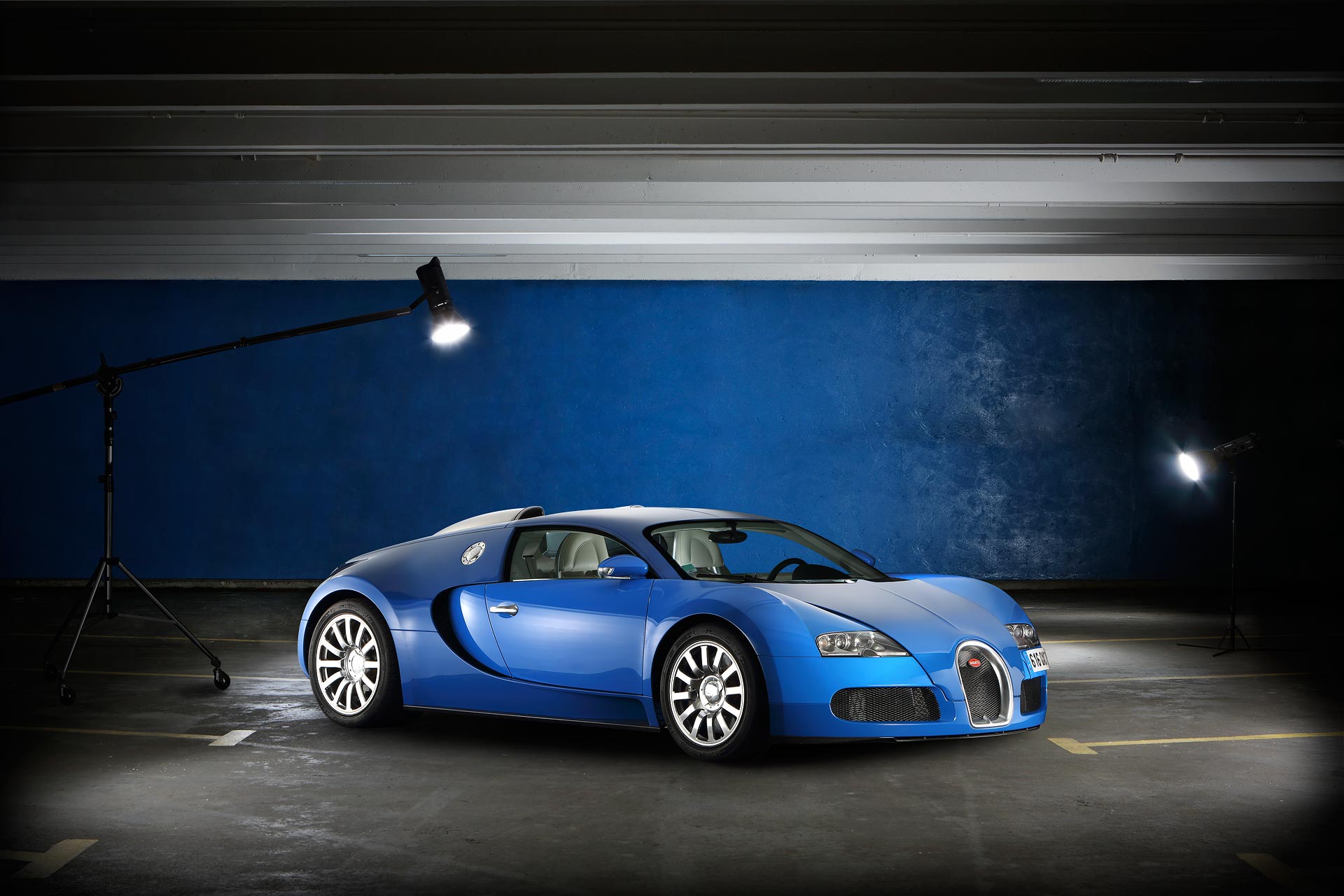 Julien_Cresp_supercars_agrasc_ferrari_enzo_mazerati_bugatti_aston_martin_rollsroyce_voitures_de_luxe_juliencresp