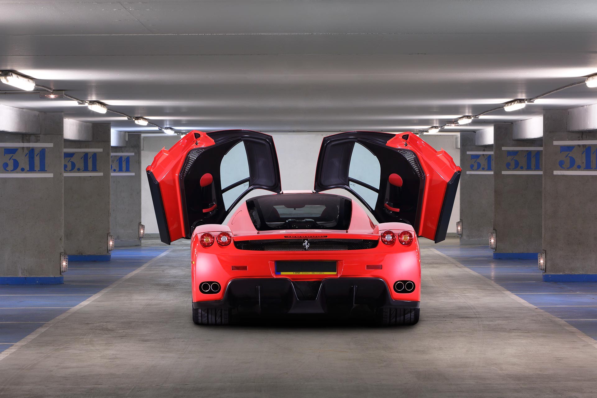 Julien_Cresp_supercars_agrasc_ferrari_enzo_mazerati_bugatti_aston_martin_rollsroyce_voitures_de_luxe_juliencresp