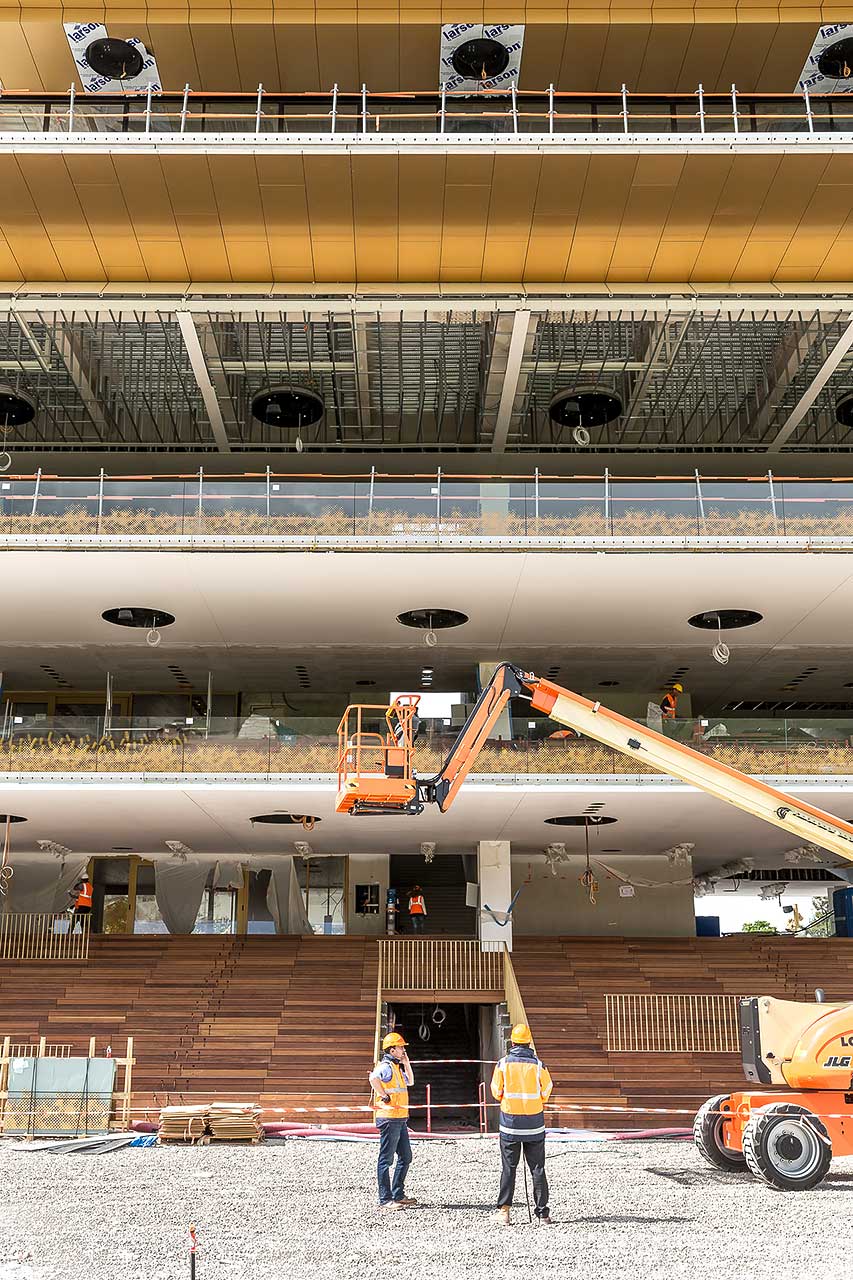 le nouvel hippodrome de longchamp, par julien cresp