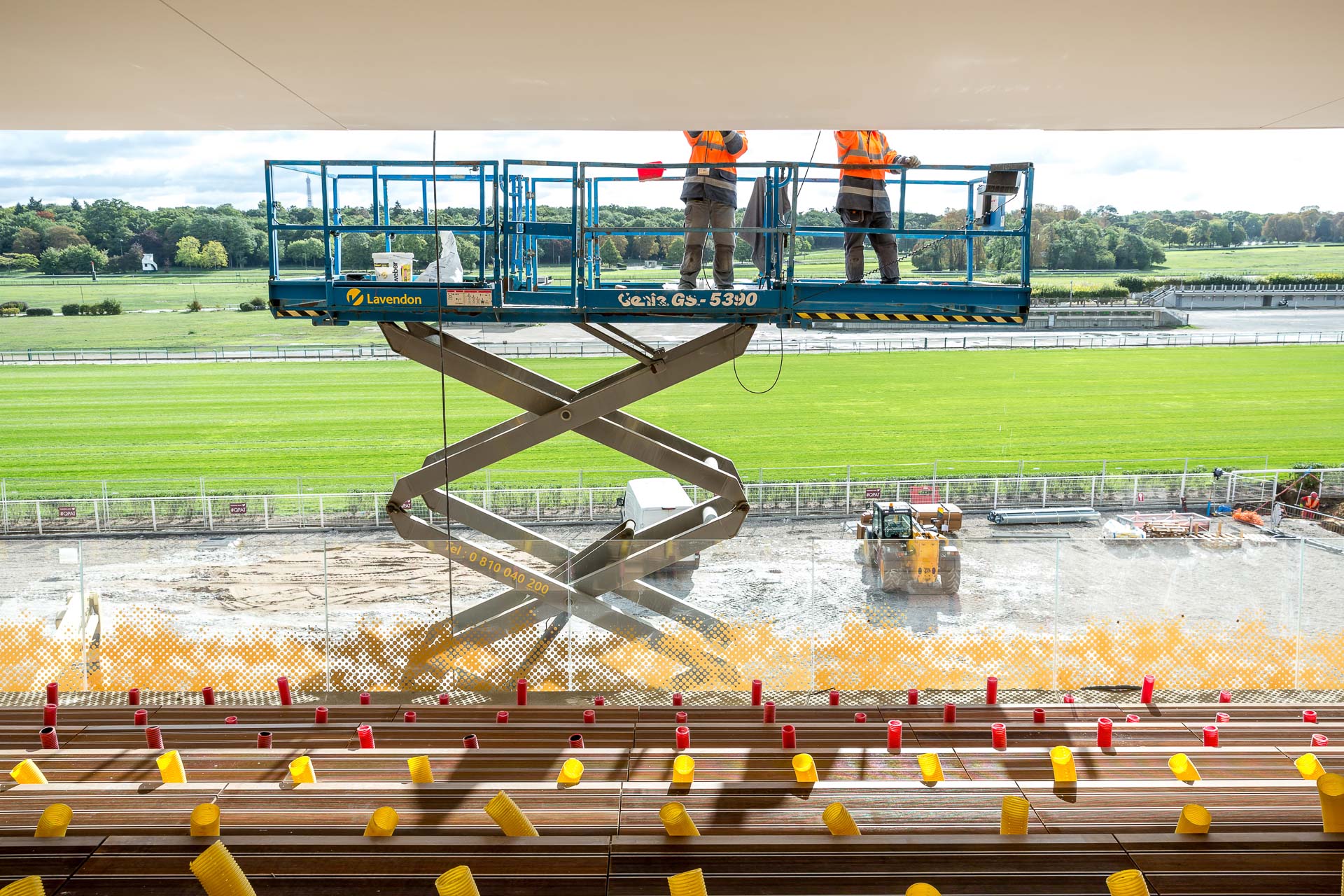 le nouvel hippodrome de longchamp, par julien cresp