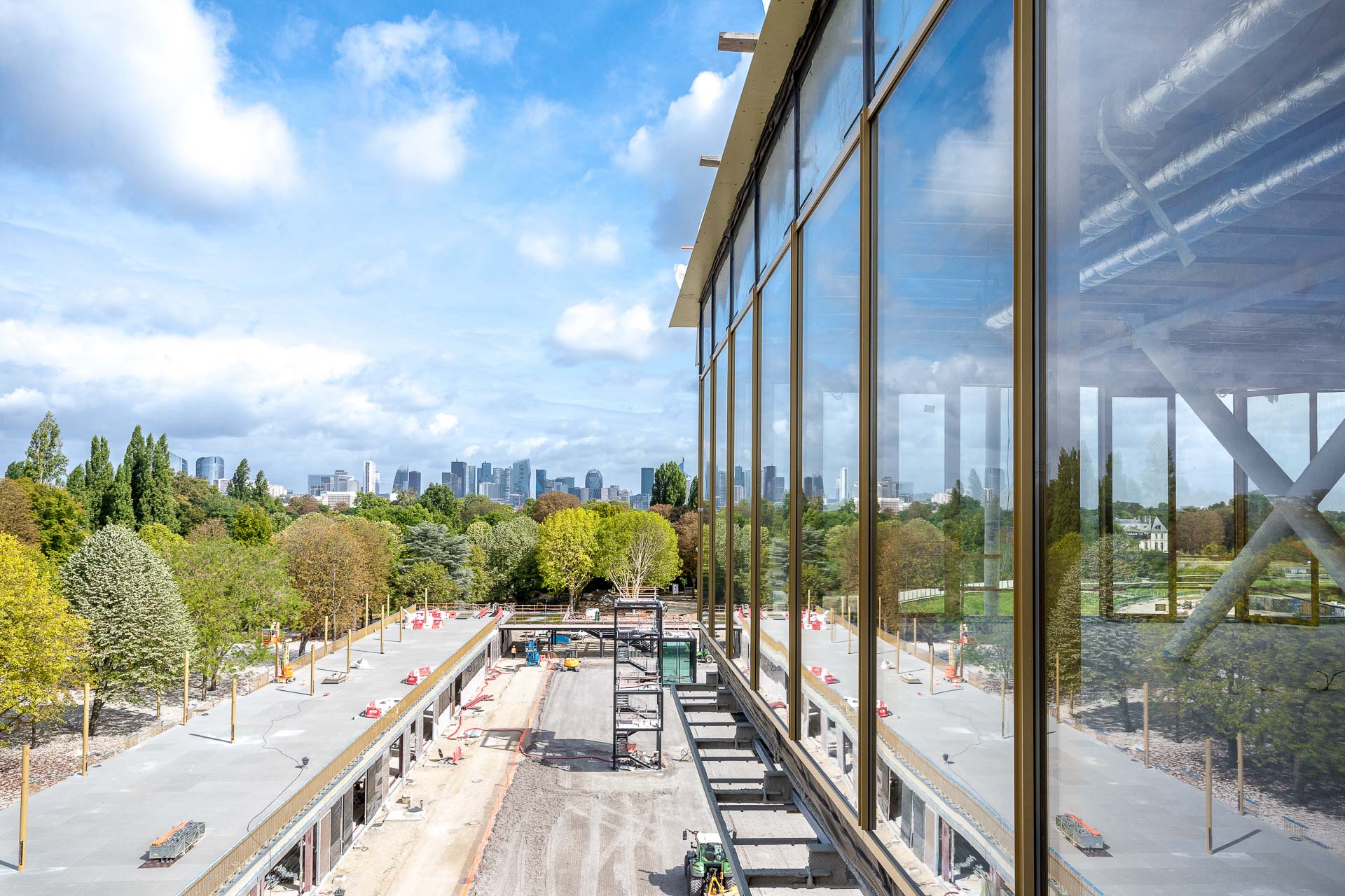 le nouvel hippodrome de longchamp, par julien cresp