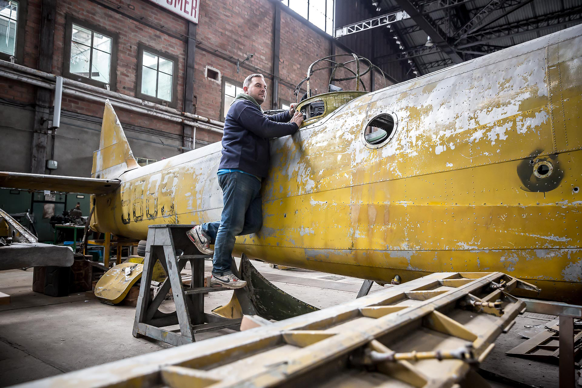les réparateurs du ciel photographies de julien cresp