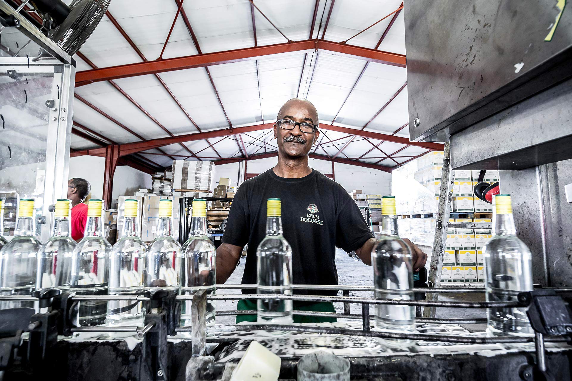 reportage photographique de julien cresp sur la rhumerie de Bologne en guadeloupe