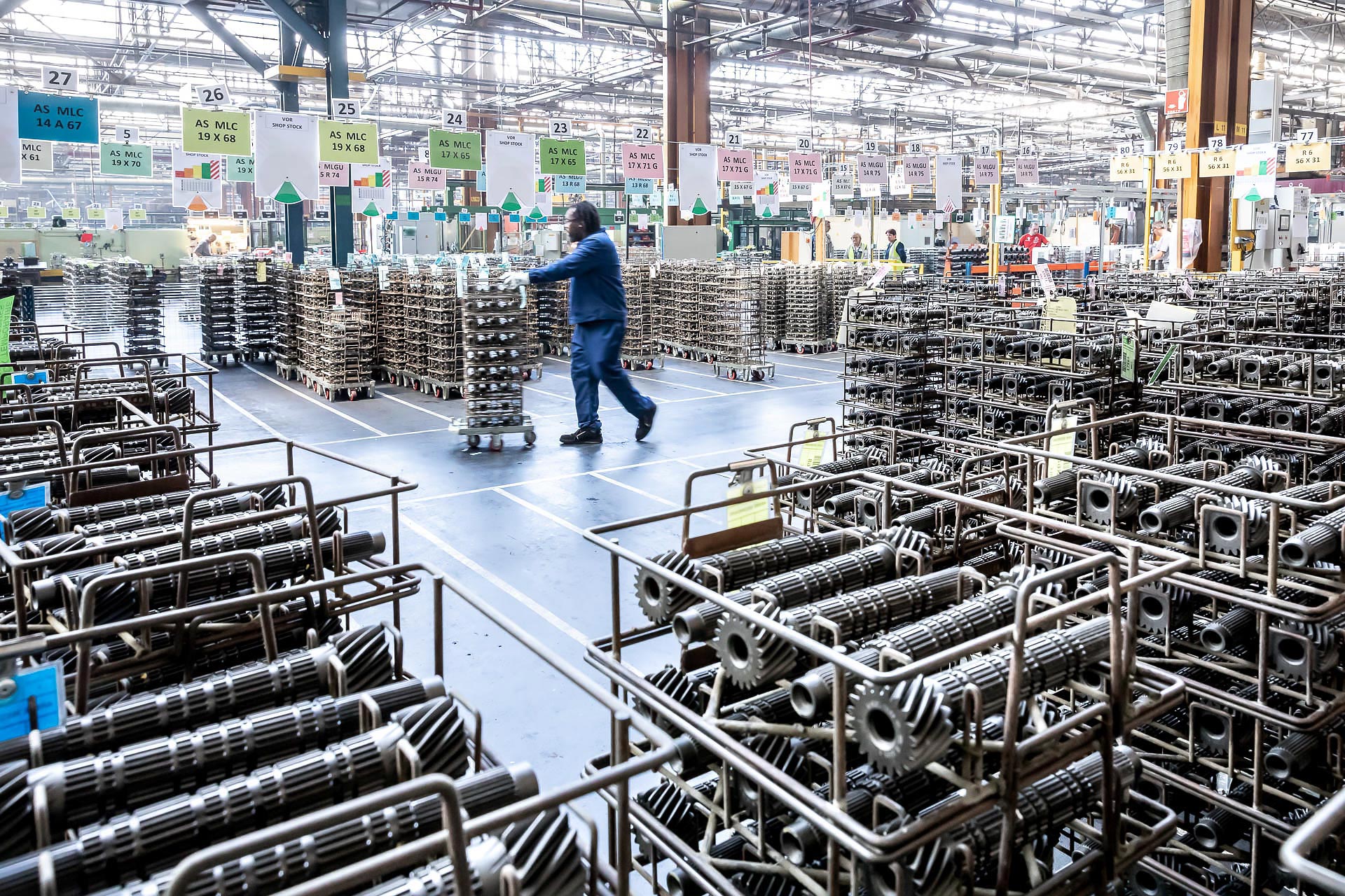 les sites PSA de Metz et tremery par le photographe julien cresp