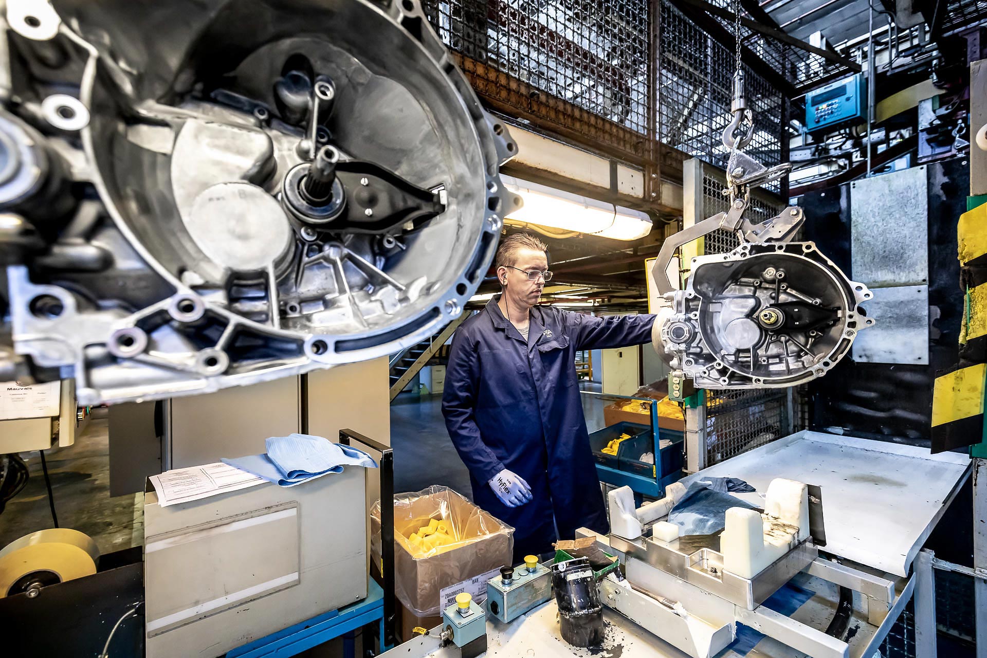 Usines PSA de tremery et metz, moteurs et boites de vitesses, par le photographe julien cresp