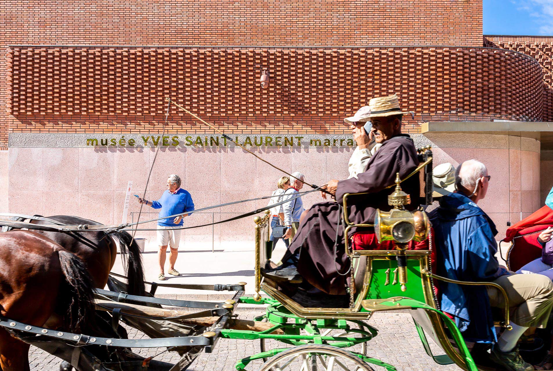 le musée yves saint laurent photographié par julien cresp