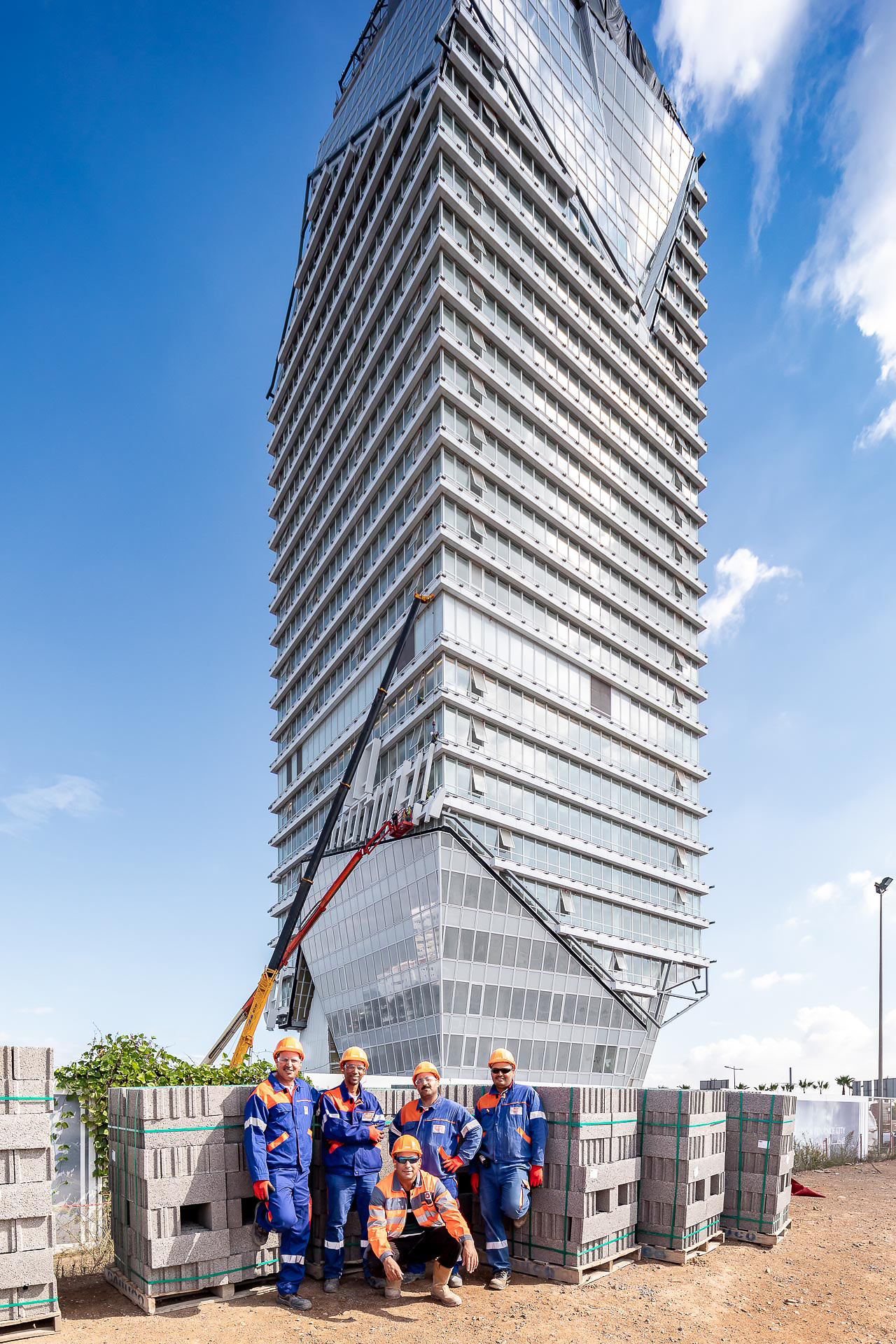 la tour CFC à casablanca photographiée par Julien cresp