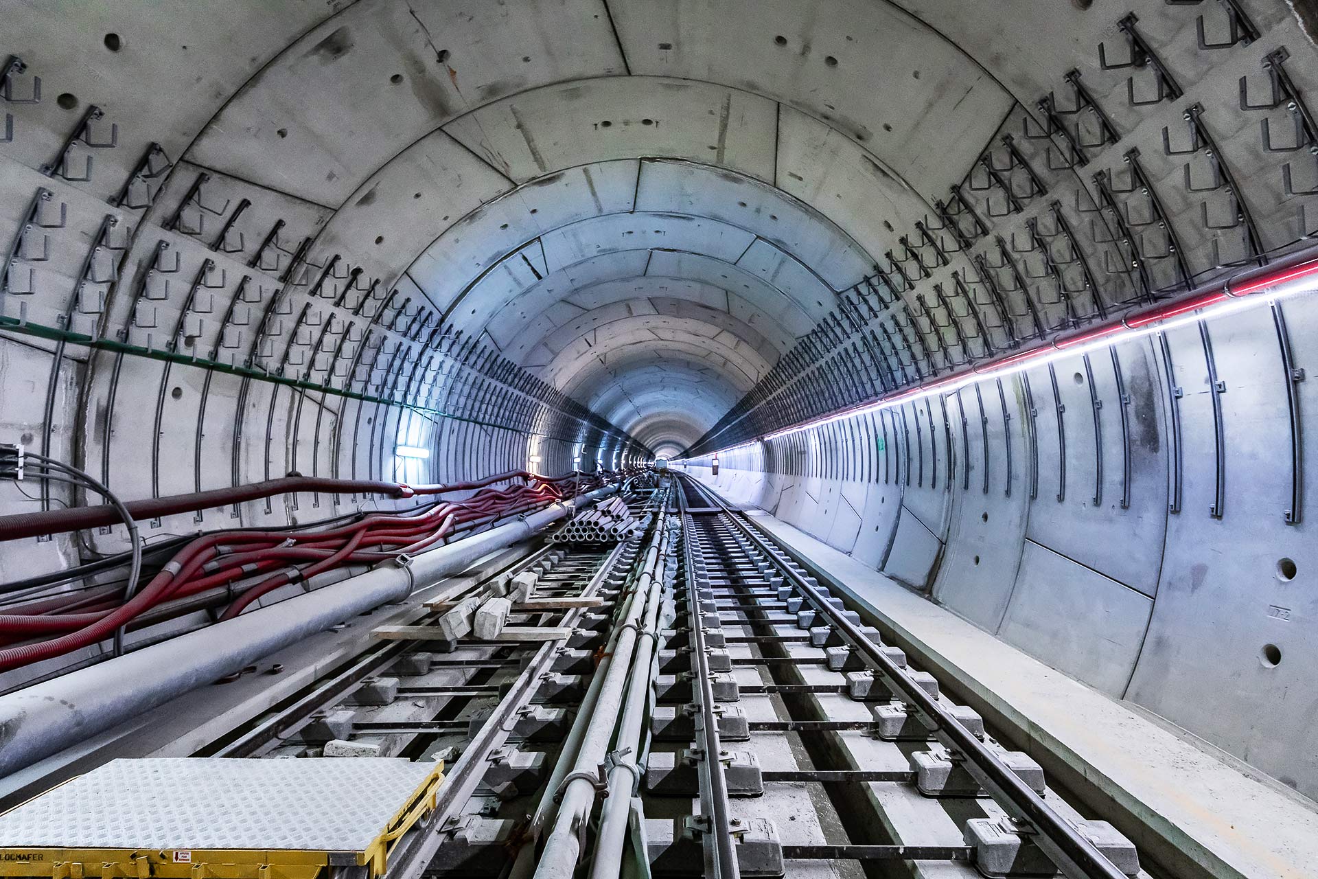 julien cresp photographie la ligne 12 du métro parisien