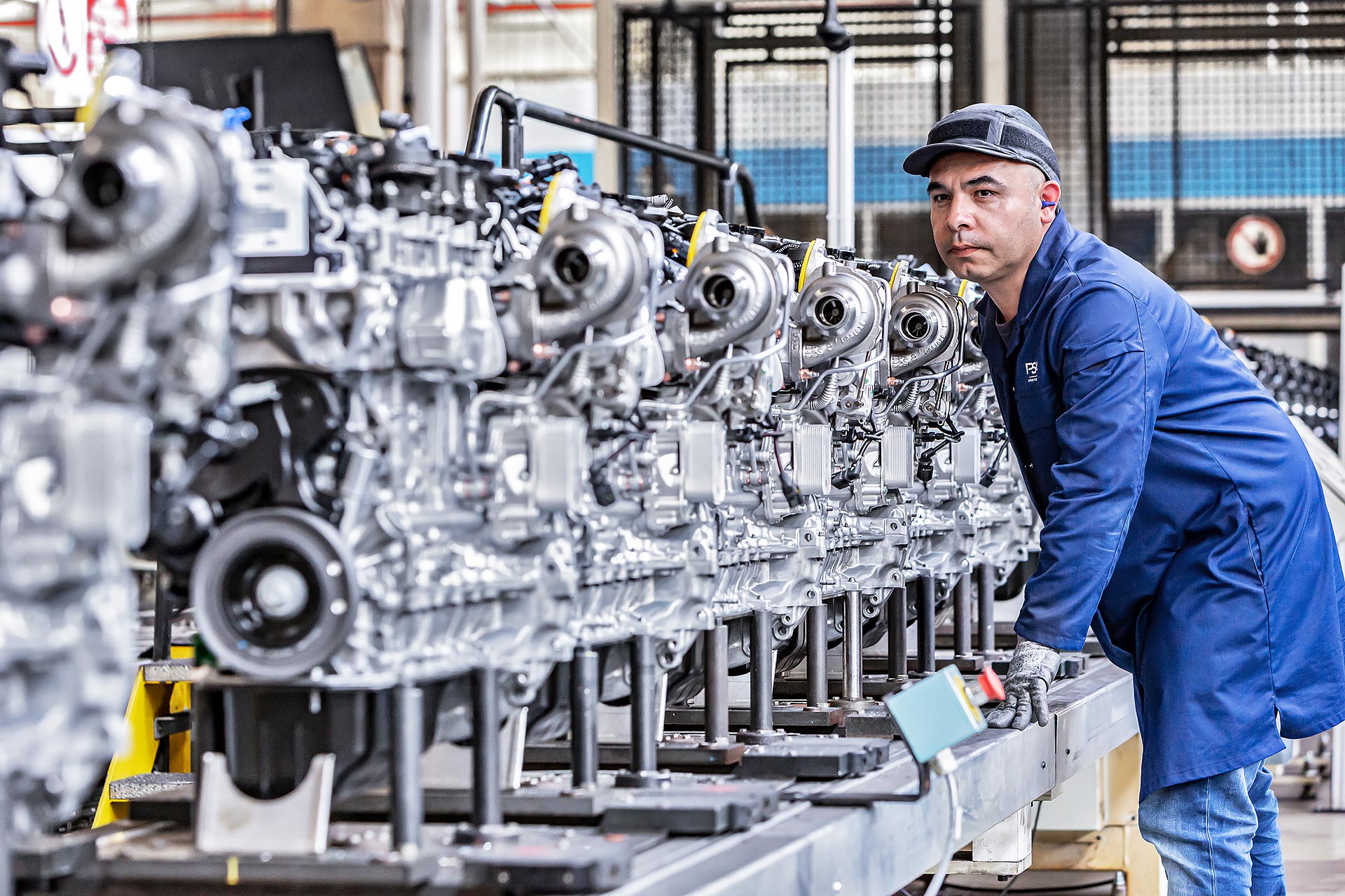 julien cresp photographie les moteurs electriques de PSA metz