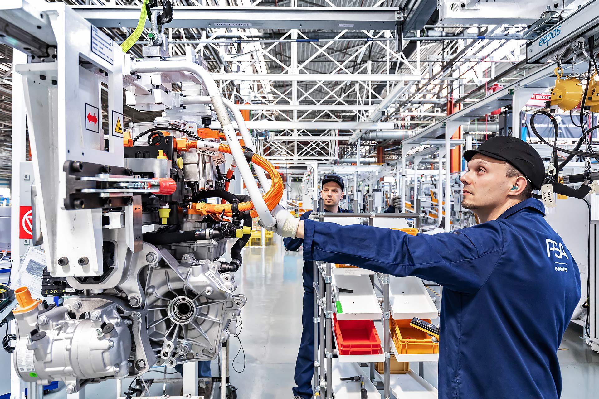 julien cresp photographie les moteurs electriques de PSA metz