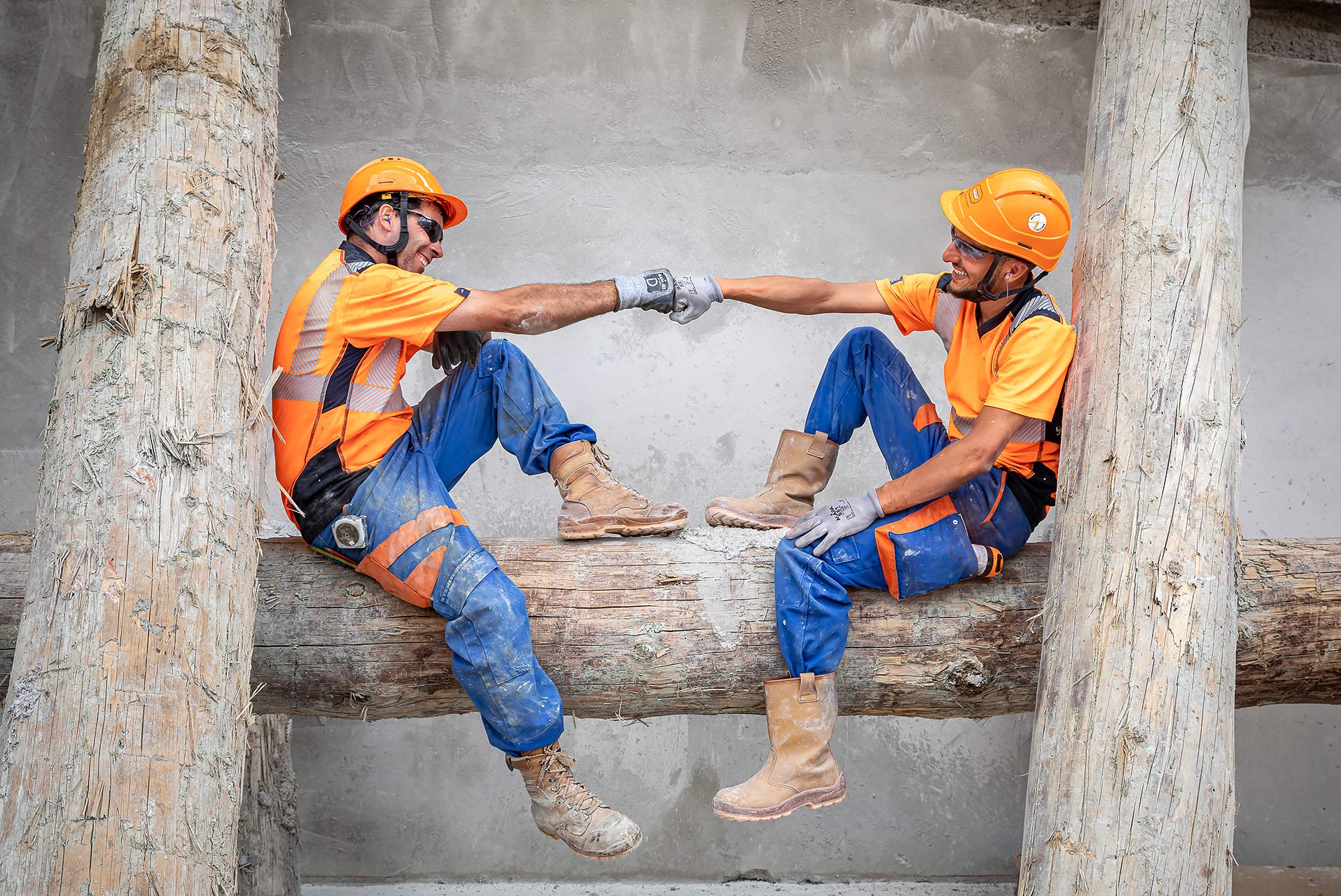 les compagnons du minorange photographiés par julien cresp