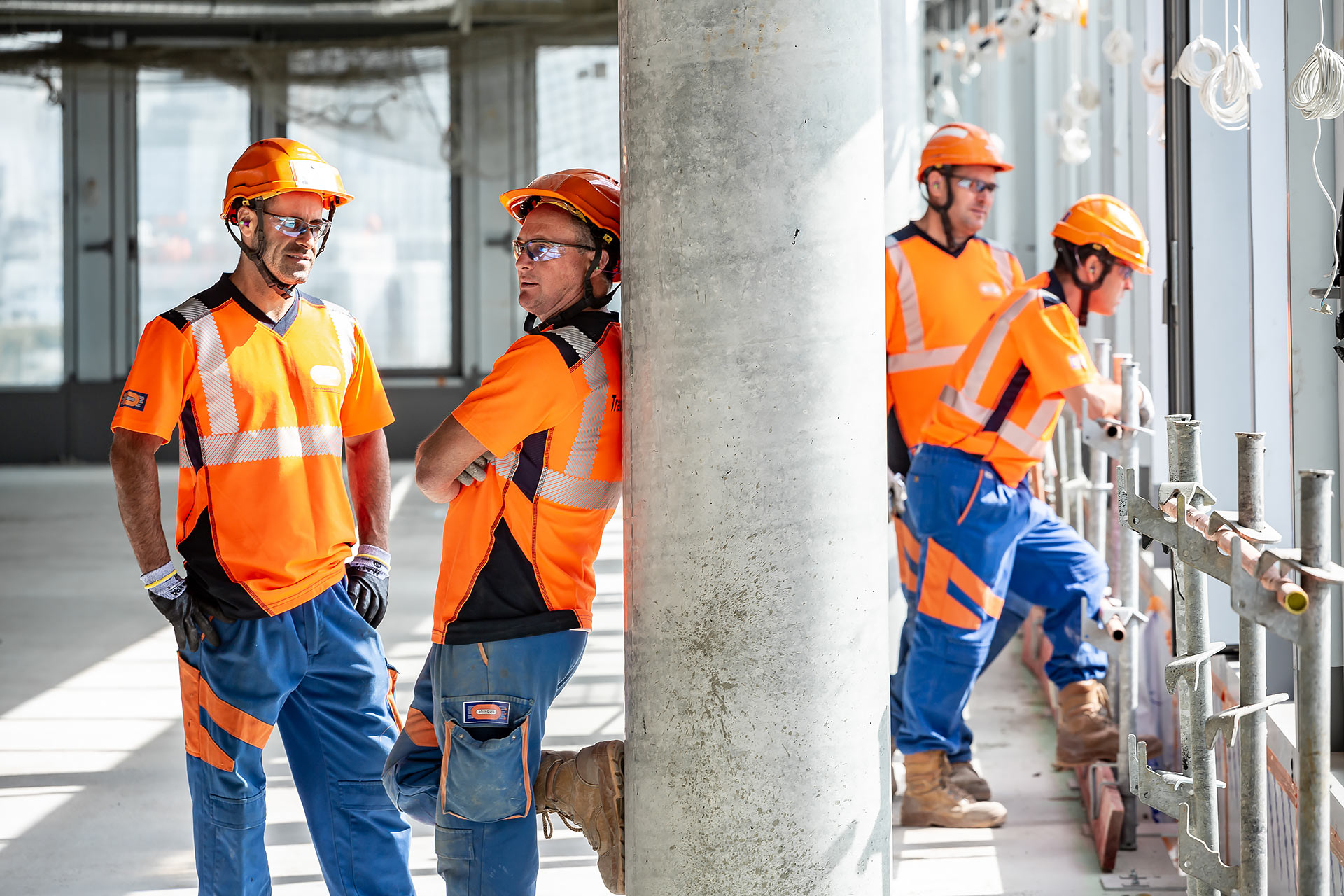 les compagnons du minorange photographiés par julien cresp