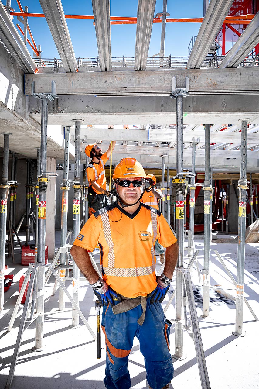 les compagnons du minorange photographiés par julien cresp